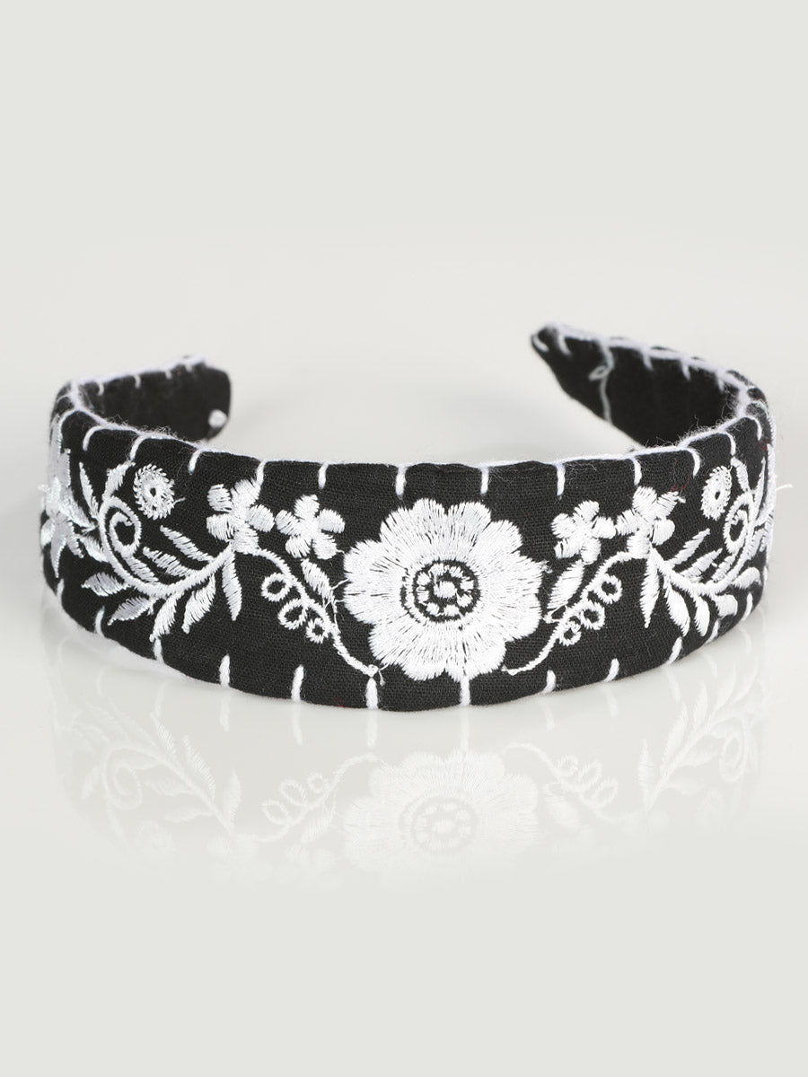 Diadema bordada artesanalmente 100% algodón blanco 603119